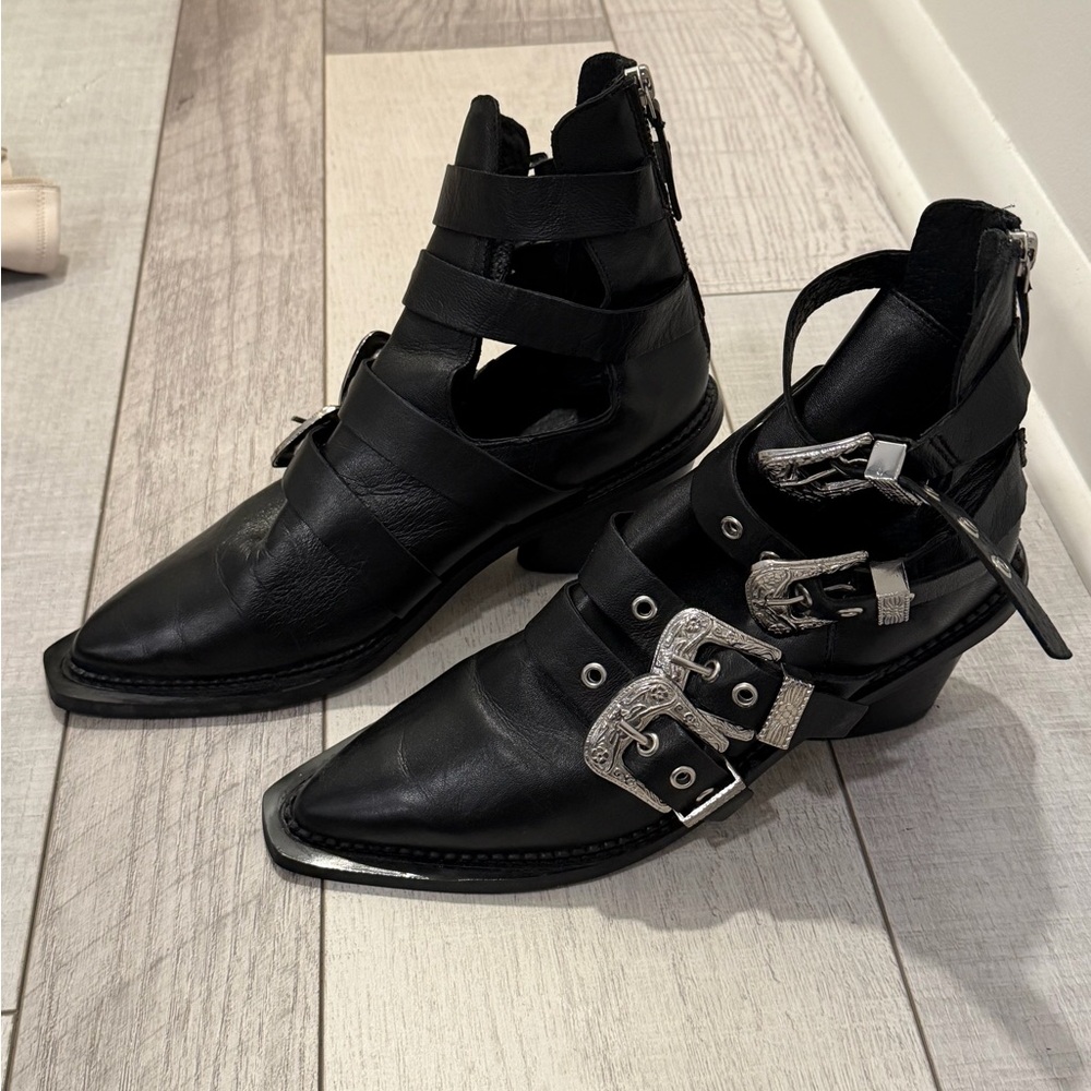 Top shop Black Leather Buckle Ankle Boots